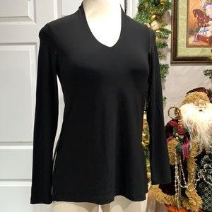 Sympli V-neck shirt with slight flare, size 6